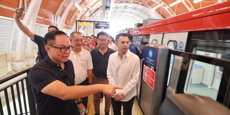 Wamen Tiko Kunjungi LRT Jabodebek, Pastikan Integrasi dan Kemudahan Akses