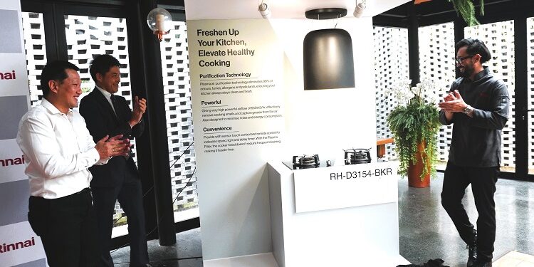 Pendant Hood Rinnai Wujudkan Dapur Sehat dengan Sentuhan Jari