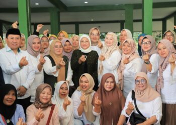 Meteri Tenaga Kerja Ida Fauziyah Sosialisasi BLK Komunitas