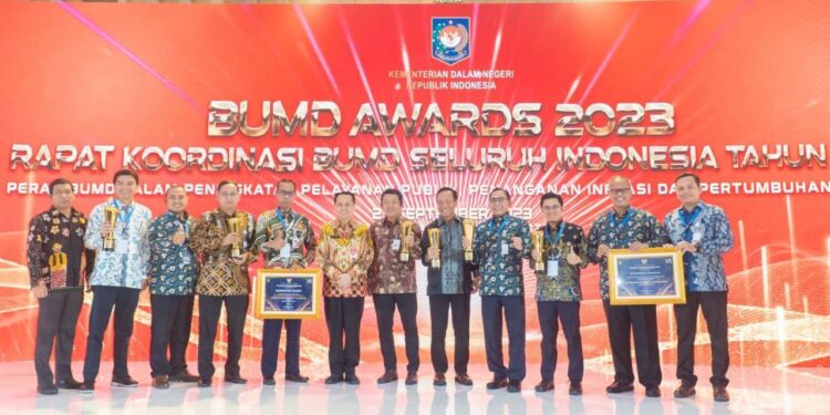 Pj. Gubernur Heru Dinobatkan Jadi Pendorong Pengendalian Inflasi