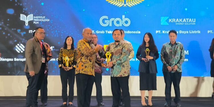 DEN Apresiasi PLN Icon Plus sebagai Perusahaan Digital Inspiratif