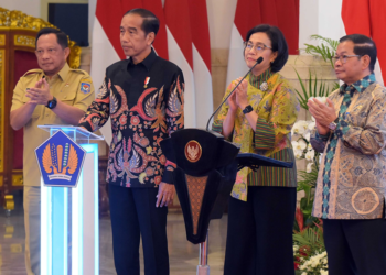 Tekankan Anggaran Harus Tepat Sasaran, Presiden Serahkan DIPA dan TKD 2024