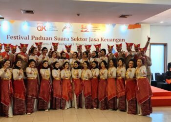 Bankir Ini Juara Festival Paduan Suara Sektor Keuangan 2023