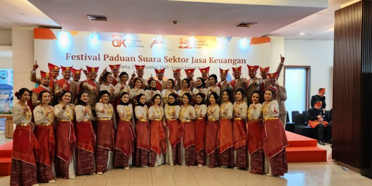 Bankir Ini Juara Festival Paduan Suara Sektor Keuangan 2023
