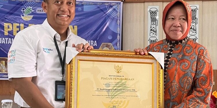 Cegah Kebutaan, BNI Gelar Operasi Katarak di Indonesia Timur