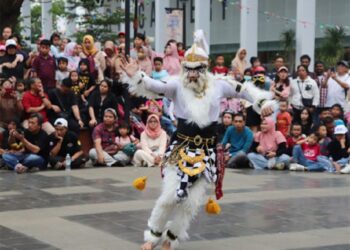 Libur Natal, Pengunjung TMII Membludak Capai 16.500 Wisatawan