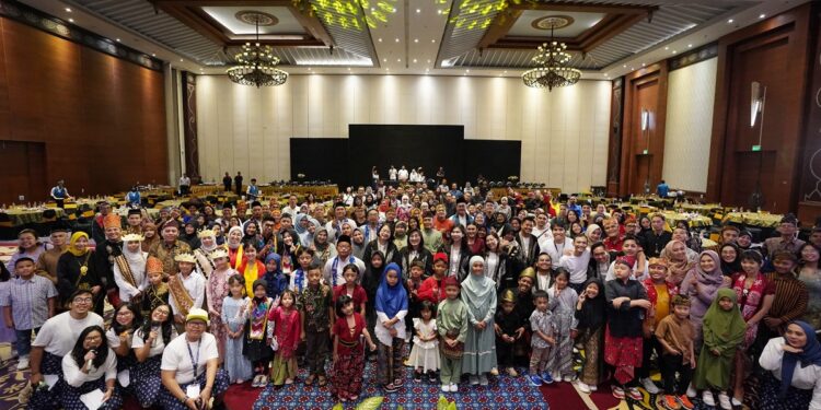 FIFGROUP Bagikan Beasiswa kepada 428 Anak Karyawan Terpilih