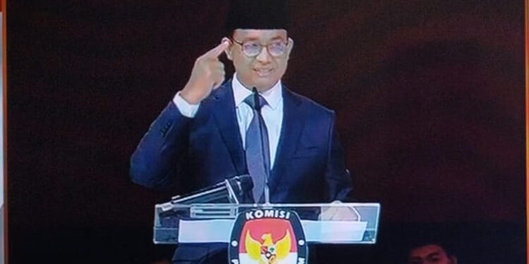 Tutup Debat Capres, Anies: Lawan Kroni Kekuasan Penikmat Ketimpangan!