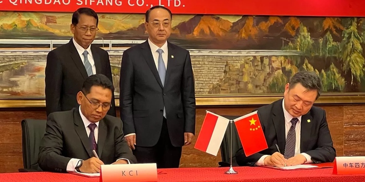 KAI Commuter Beli Tiga Rangkaian KRL Baru dari CRRC Sifang