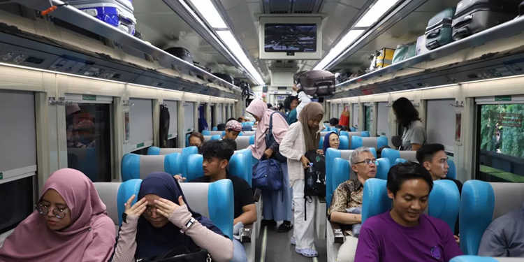 Tiket Mudik Lebaran 2024 Dibuka, Keberangkatan H-3 Diserbu Masyarakat