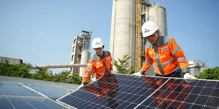 SIG Akselerasi Transisi Energi Hijau Untuk Operasional Pabrik di Tuban