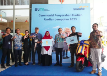 Alhamdulillah Nasabah Mikro Dapat Hadiah Berkat Jempolan Bank Mandiri