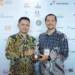 FIFGROUP Raih Penghargaan Mitra UMKM dalam UMKM Summit 2024