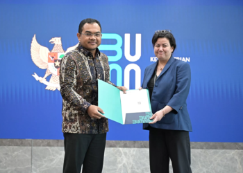 Menteri BUMN Erick Thohir Angkat Nawal Nely Sebagai Komisaris Baru PLN