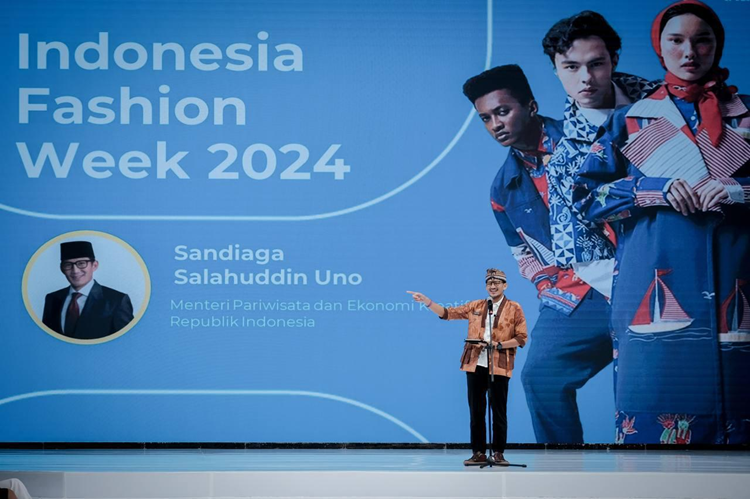 Perkuat Ekosistem Fesyen, Menparekraf: Kontribusi Terhadap Ekonomi Rp225 T