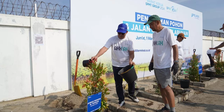 SMPT Rise! Besutan Sub Holding Pelindo Pacu Aksi Sosial Karyawan