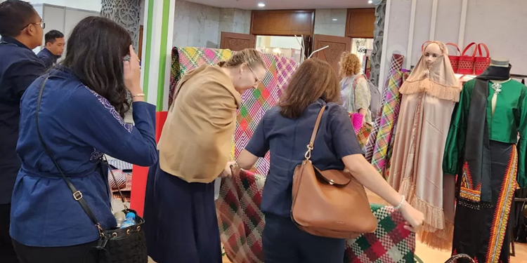 UMKM Pertamina Raih Transaksi Rp4,2 M di Inacraft 2024, Lampaui Target 40%