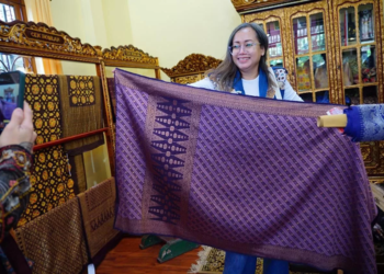 Pupuk Indonesia Dorong UMKM Kain Tradisional Go Internasional