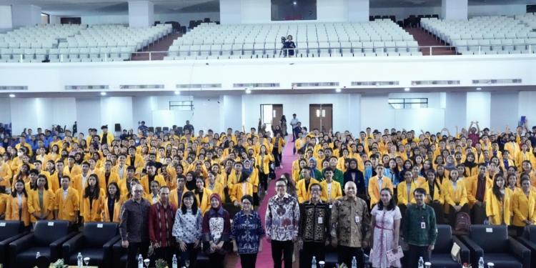 Perkuat Integritas Sektor Jasa Keuangan, OJK Gelar Roadshow di Kupang