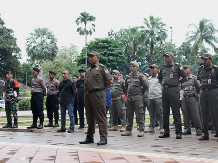 Personel Gabungan Pantau Tempat Usaha Hiburan dan Rekreasi Selama Ramadan. (Foto:urbancity.co.id/pool/dok.beritajakarta)