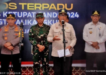 Menhub Minta Pemudik Patuhi Rekayasa Lalu Lintas di Jawa Tengah