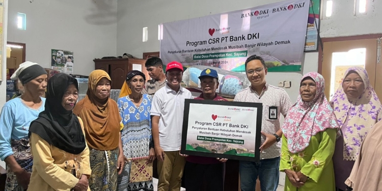 Bank DKI Bantu Korban Banjir Demak