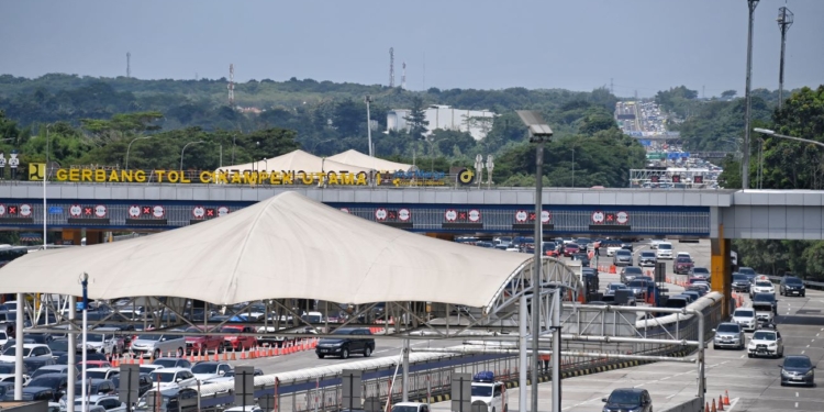 Arus Balik: Lalin dari Jawa ke Jakarta Mulai Padat, Merak-Jakarta Masih Lancar