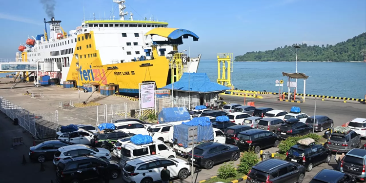 Semester I-2024, ASDP Layani 5,89 Juta Penumpang 11,42 Juta Kendaraan