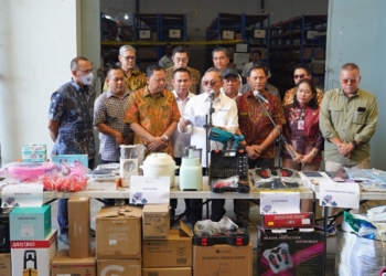 Kemendag Sita Barang Impor Ilegal Senilai Rp40 Miliar di Salah Satu Kawasan Pergudangan di Jakarta Utara