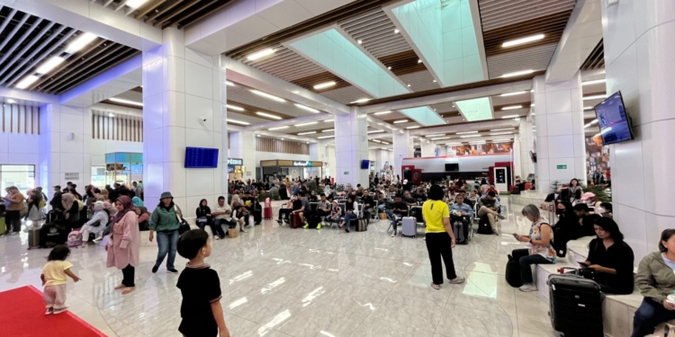 Selama Liburan Sekolah Whoosh Jual 400 Ribu Tiket