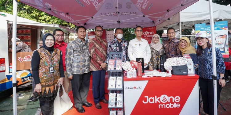 Bank DKI-Perumda Pasar Jaya Subsidi 1.000 Paket Sembako