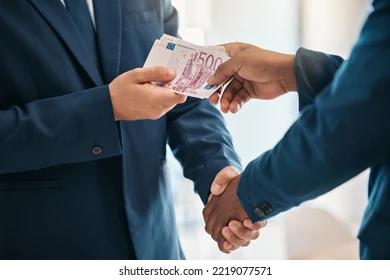 Ilustrasi suap dan gratifikasi. (Shutterstock)
