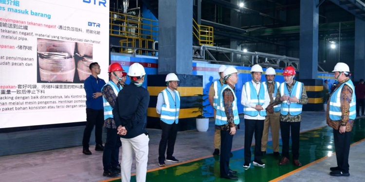 Presiden: Satu Persatu Ekosistem Mobil Listrik Terbangun