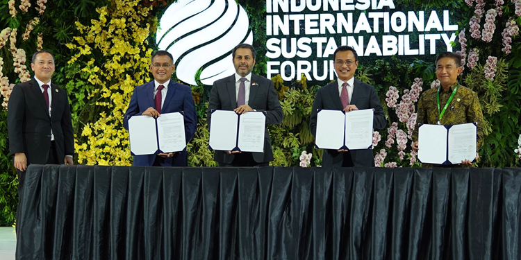 Pupuk Indonesia, PLN dan ACWA Power Bangun Ekosistem Hidrogen Hijau