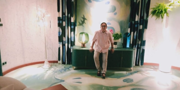 The Colours of Indonesia Tampilkan 3 Karya Desain yang Eksplorasi Batu Sintetis