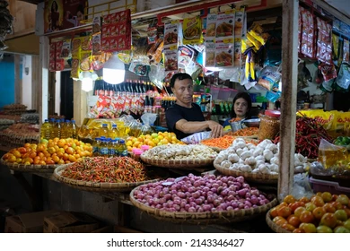 Harga Sebagian Besar Bahan Pokok Menurun Awal September