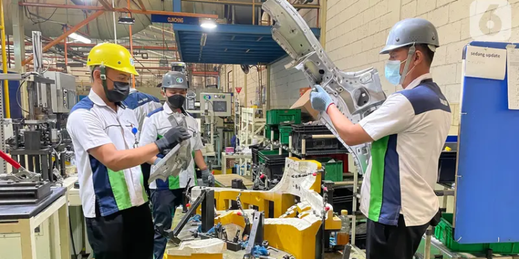 Lapor Pak Prabowo! Bukan Hanya Manufaktur, Kinerja Dunia Usaha Secara Umum Menurun