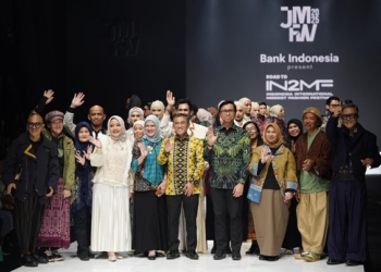 Jakarta Muslim Fashion Week 2025 Bukukan Potensi Transaksi US$20,4 Juta, Melebihi Target yang Ditetapkan US$3 Juta