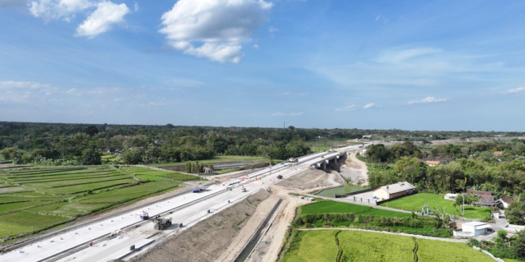 Konstruksi Ruas Tol Klaten-Purwomartani Rampung Tahun Depan