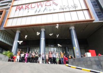 Begitu Dibuka, Pakuwon Mall Bekasi Langsung Dipadati Pengunjung