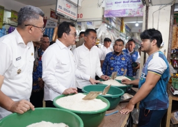 Mendag Budi Santoso Pastikan Pasokan dan Harga Bapok Terkendali di Jawa Barat Menjelang Natal dan Tahun Baru