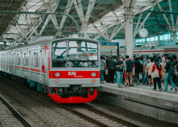 Angkut 333 Juta Penumpang, Kereta di Jabodetabek Bantu Tingkatkan Kualitas Udara Jakarta