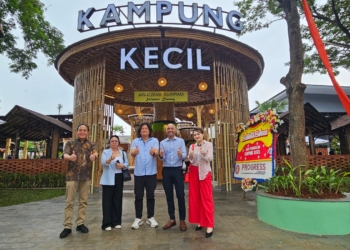 Paradise Resort Buka Wisata Kuliner Restoran Kampung Kecil