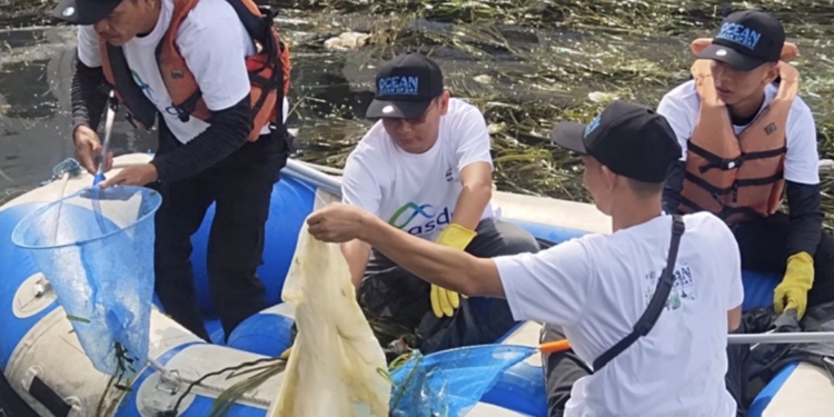 ASDP Daur Ulang 100 Kg Limbah Tekstil untuk Dukung Ekonomi Sirkular di Hari Peduli Sampah Nasional 2025