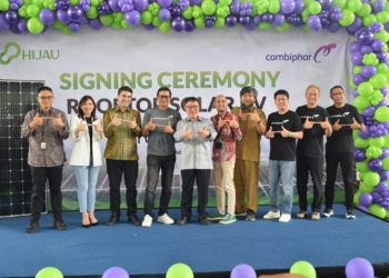 Wujudkan Komitmen Keberlanjutan, HIJAU dan Combiphar Group Bangun Rooftop Solar PV Berkapasitas 601,9 kWp