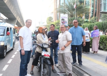 Bank Muamalat dan BMM Berbagi Takjil Gratis untuk Masyarakat