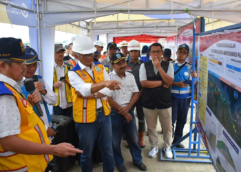 Menteri Dody Tinjau Tol Fungsional Kraksaan-Paiton untuk Mudik Lebaran 2025