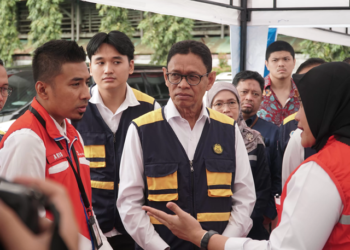 Jelang Lebaran 2025, Wamen ESDM Cek Stok BBM dan LPG di Pontianak