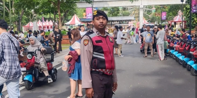 Polisi Jamin Keamanan dan Kenyamanan Pengunjung TMII Selama Libur Lebaran 2025