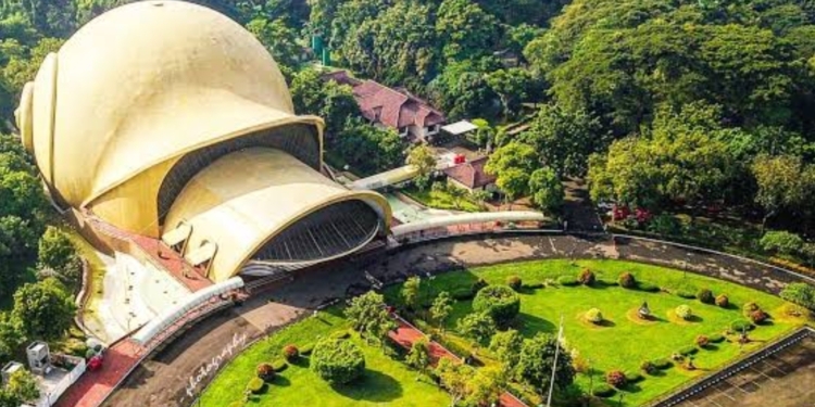 TMII Berhasil Capai Target 120 ribu Pengunjung selama Lebaran 2025